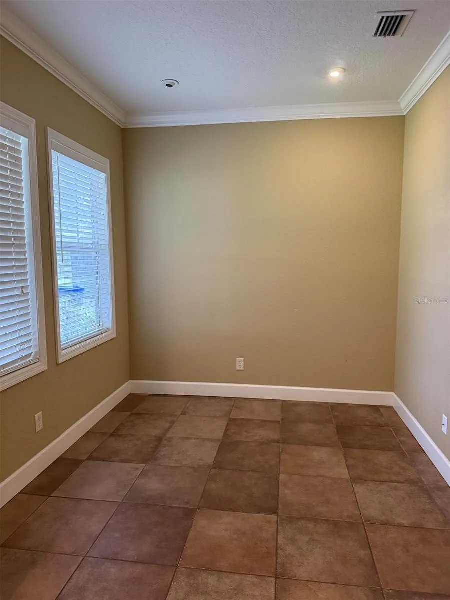 3613 S SUMMERLIN AVENUE Orlando, FL 32806