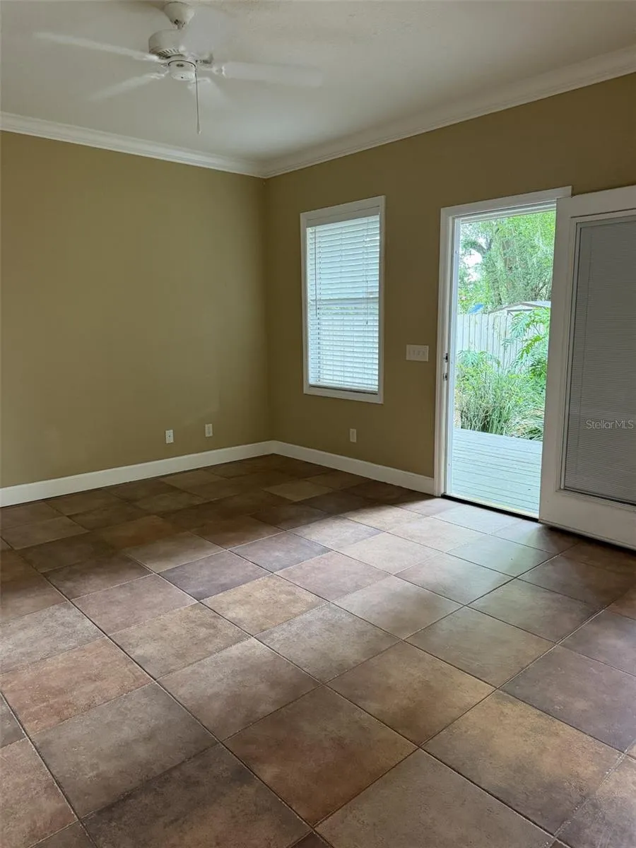 3613 S SUMMERLIN AVENUE Orlando, FL 32806