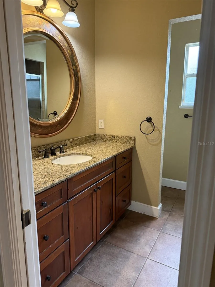 3613 S SUMMERLIN AVENUE Orlando, FL 32806