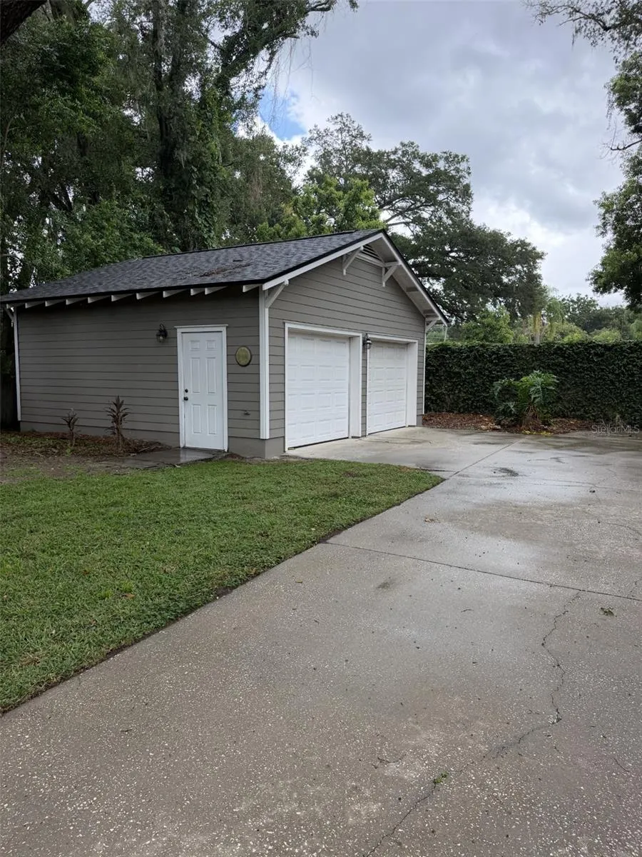 3613 S SUMMERLIN AVENUE Orlando, FL 32806