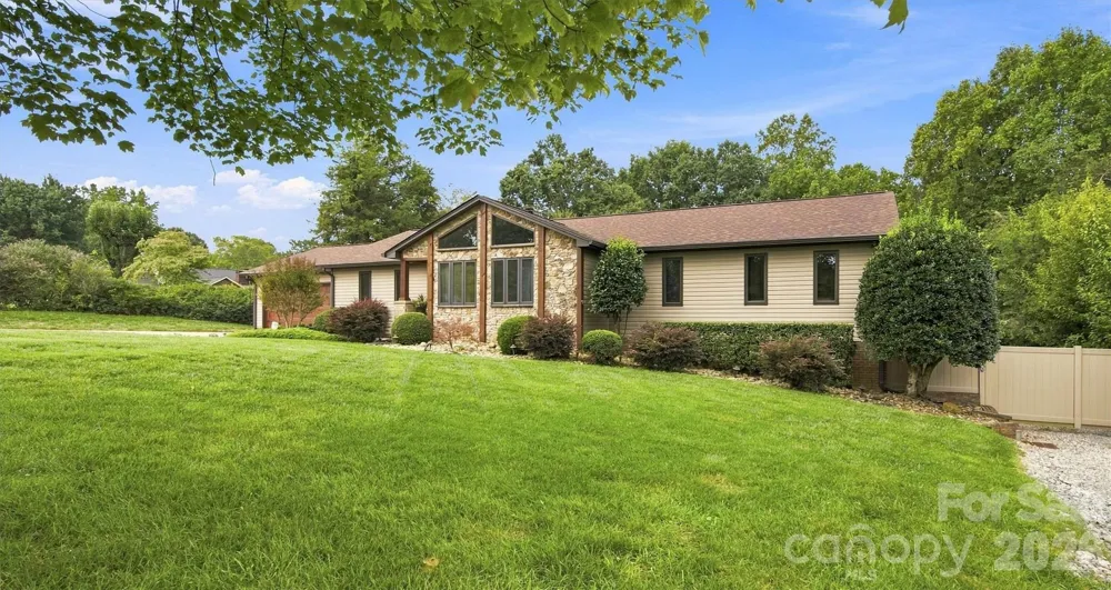 3867 Angie Drive Denver, NC 28037
