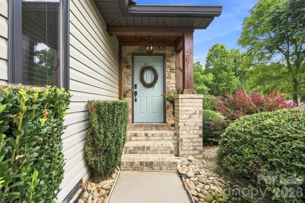 3867 Angie Drive Denver, NC 28037