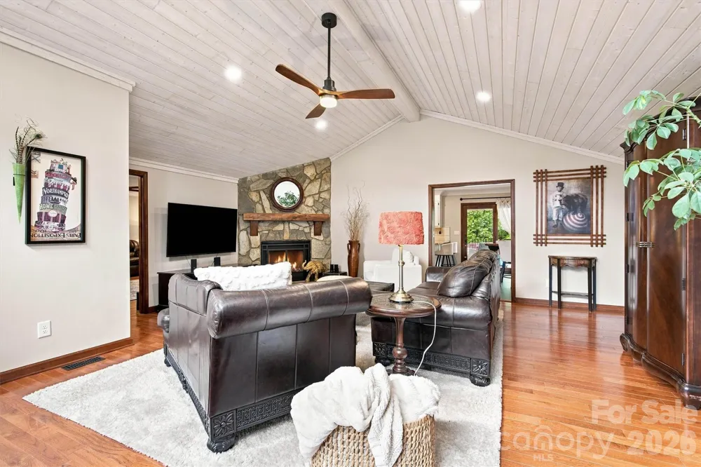 3867 Angie Drive Denver, NC 28037