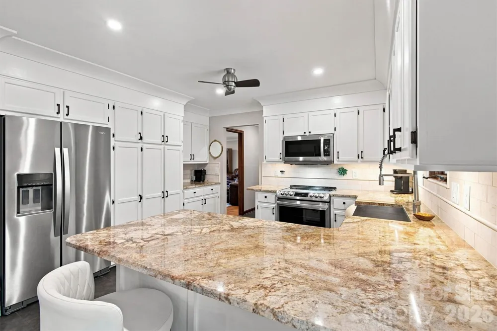 3867 Angie Drive Denver, NC 28037
