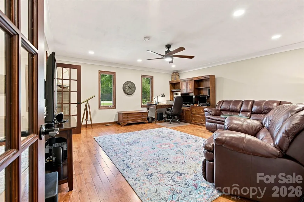 3867 Angie Drive Denver, NC 28037