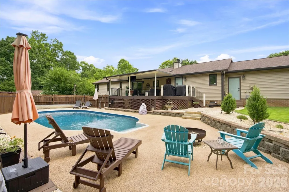 3867 Angie Drive Denver, NC 28037