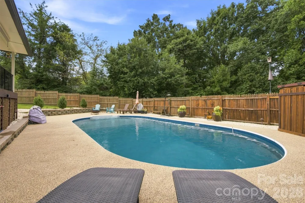 3867 Angie Drive Denver, NC 28037