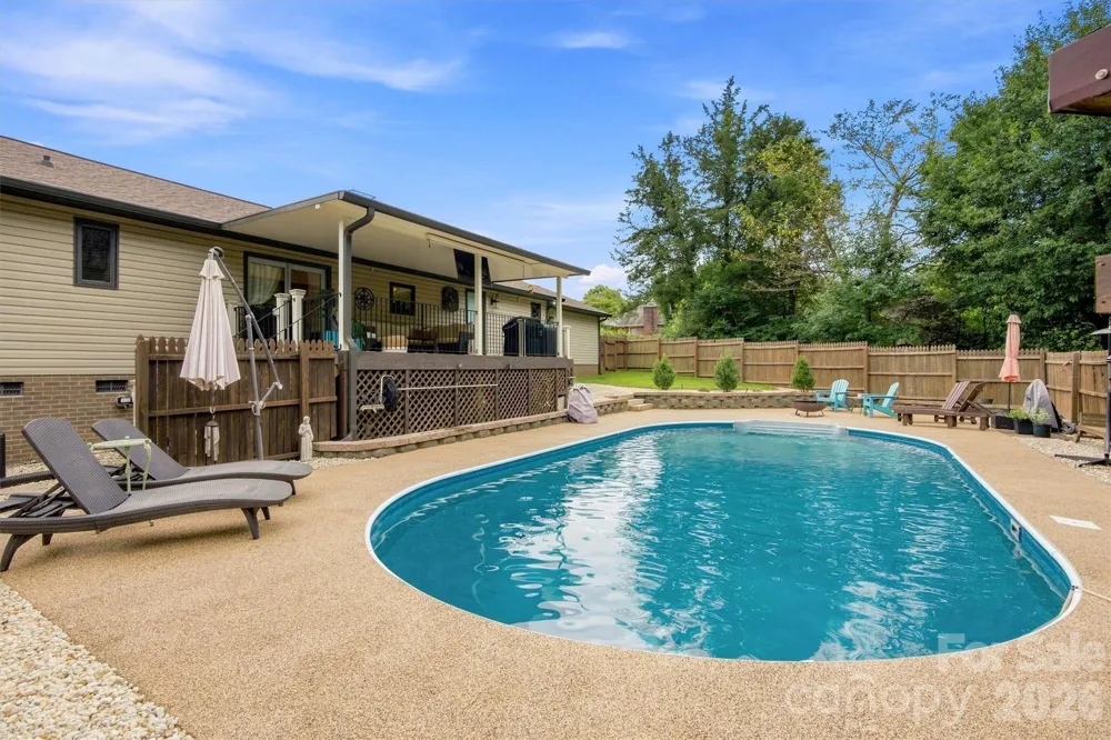3867 Angie Drive Denver, NC 28037