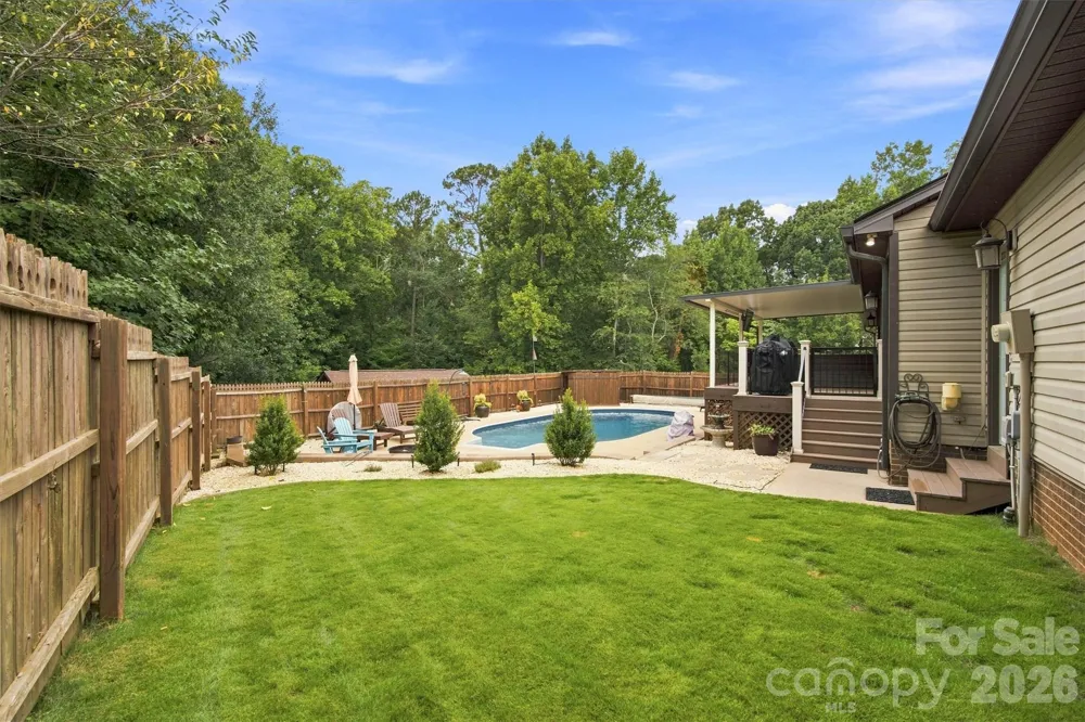 3867 Angie Drive Denver, NC 28037