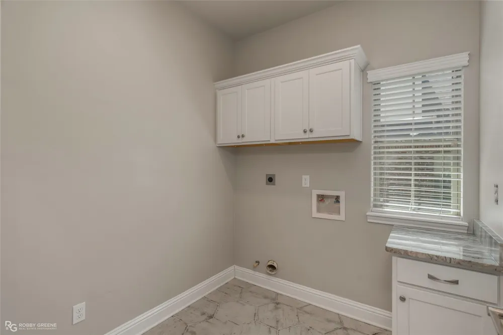 8128 Myrtlewood Road Greenwood, LA 71033
