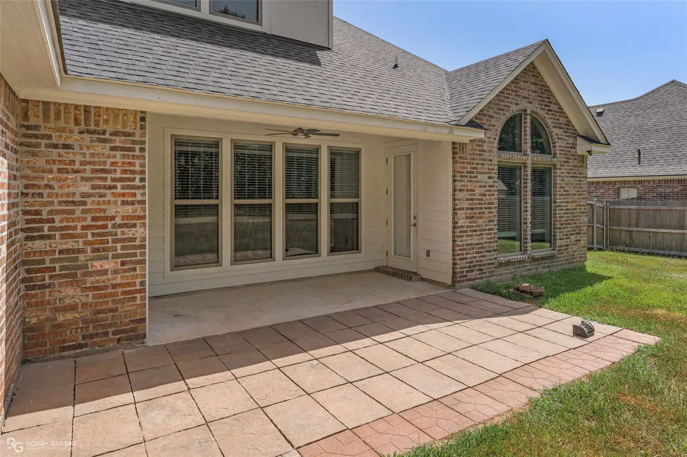 8128 Myrtlewood Road Greenwood, LA 71033