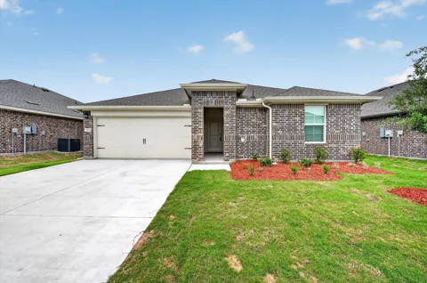 3918 Applewood Trail
