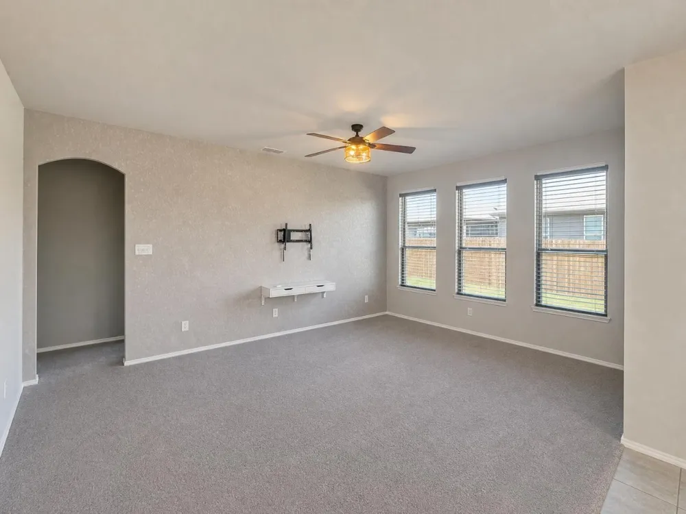 5601 Portola Lane Denton, TX 76208