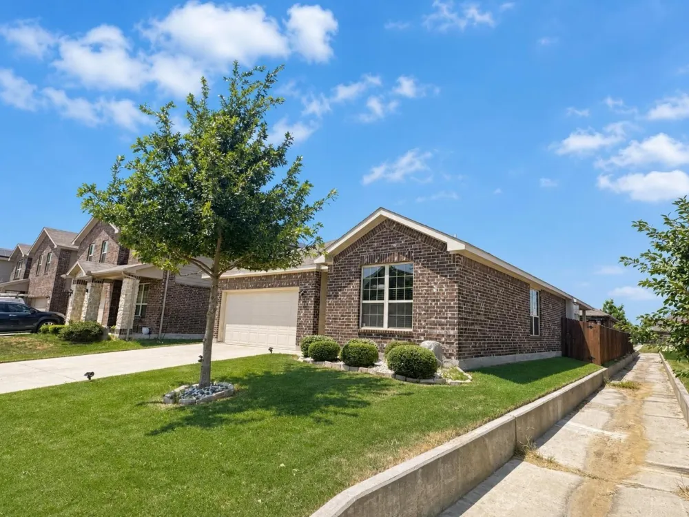 5601 Portola Lane Denton, TX 76208