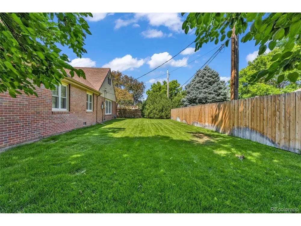 916 Fairhurst Street Sterling, CO 80751