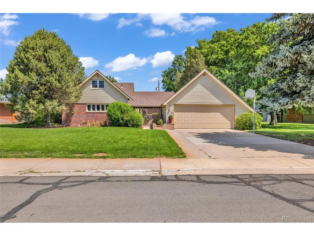916 Fairhurst Street Sterling, CO 80751