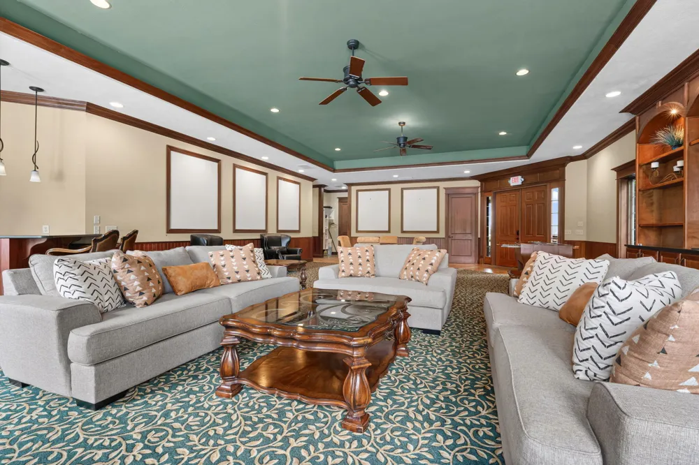2104 Sherwood Avenue Holland, MI 49423