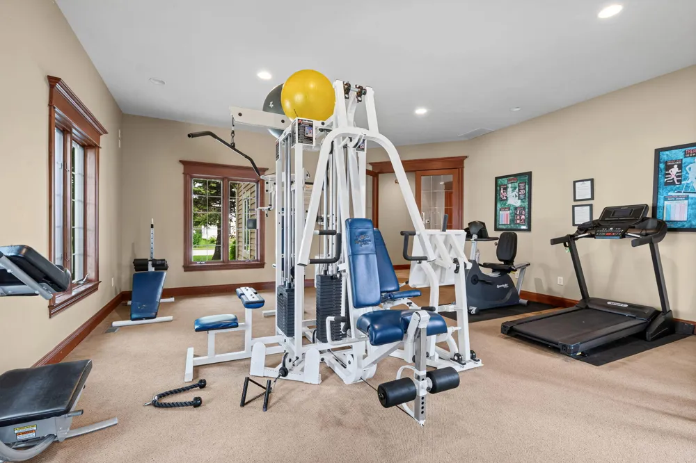 2104 Sherwood Avenue Holland, MI 49423