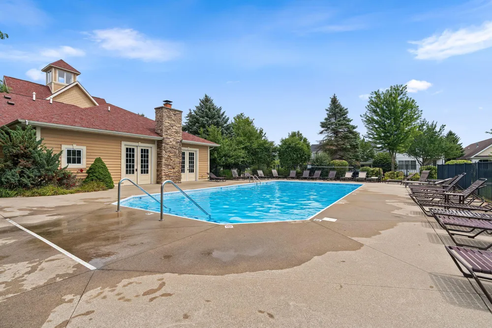 2104 Sherwood Avenue Holland, MI 49423