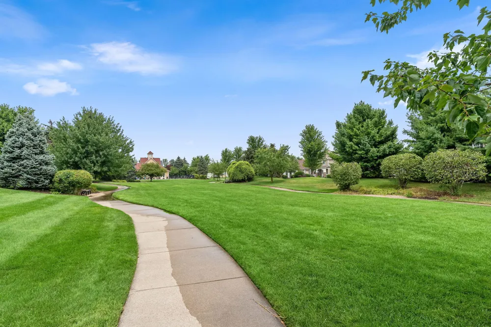 2104 Sherwood Avenue Holland, MI 49423
