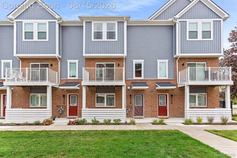 4837 Lismore Lane Troy City, MI 48085