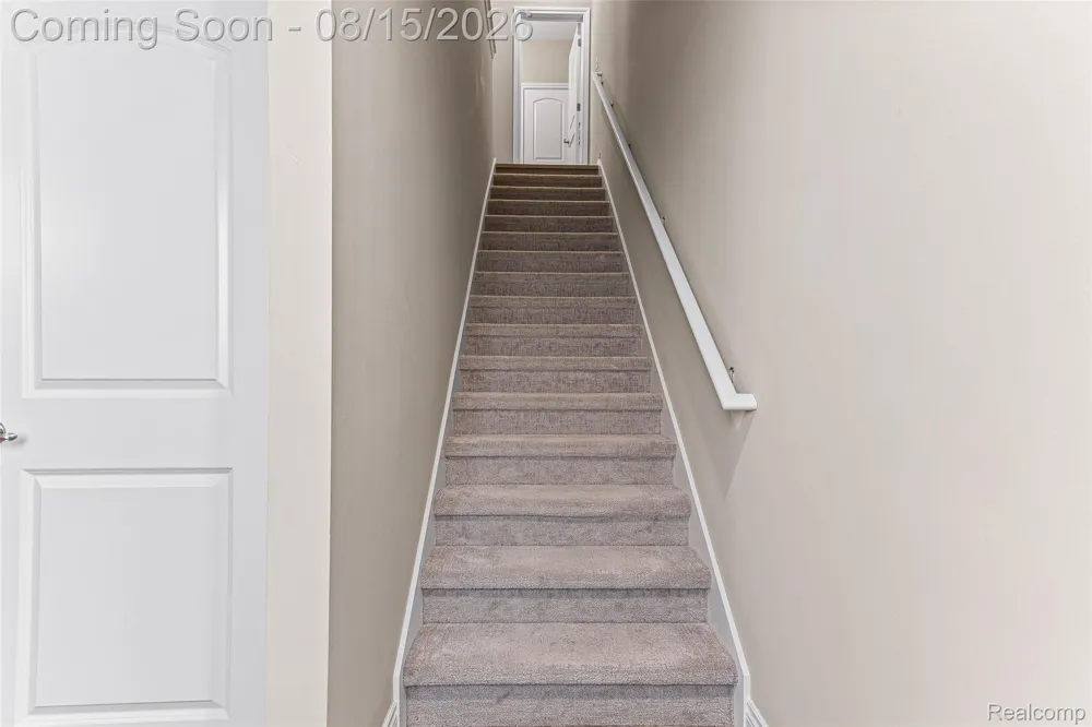 4837 Lismore Lane Troy City, MI 48085