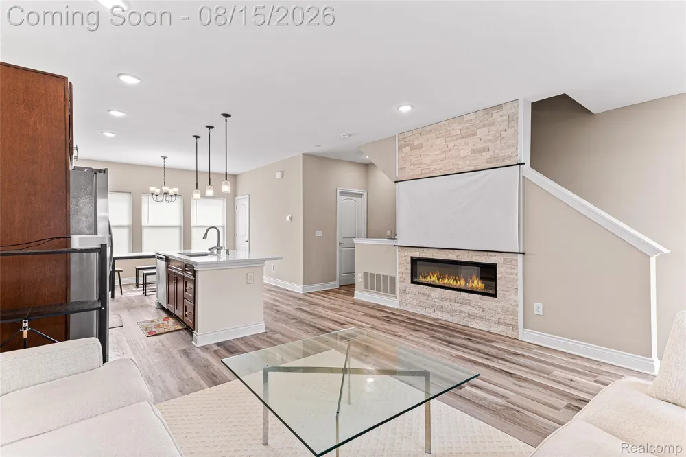 4837 Lismore Lane Troy City, MI 48085