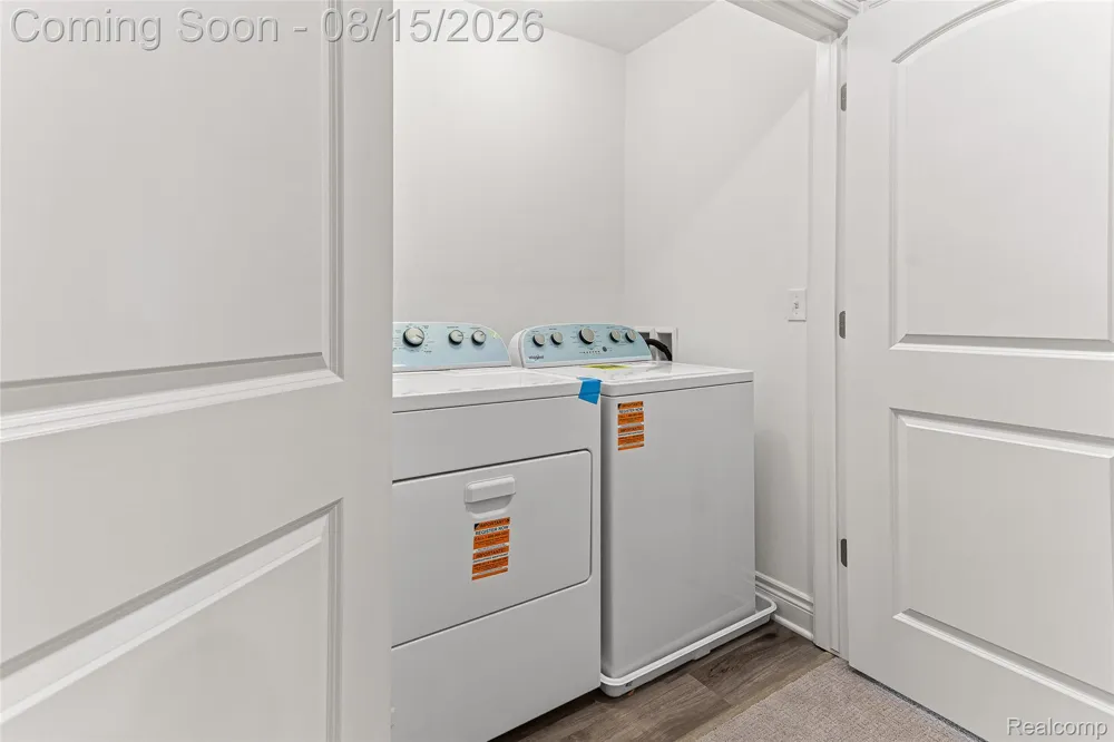 4837 Lismore Lane Troy City, MI 48085