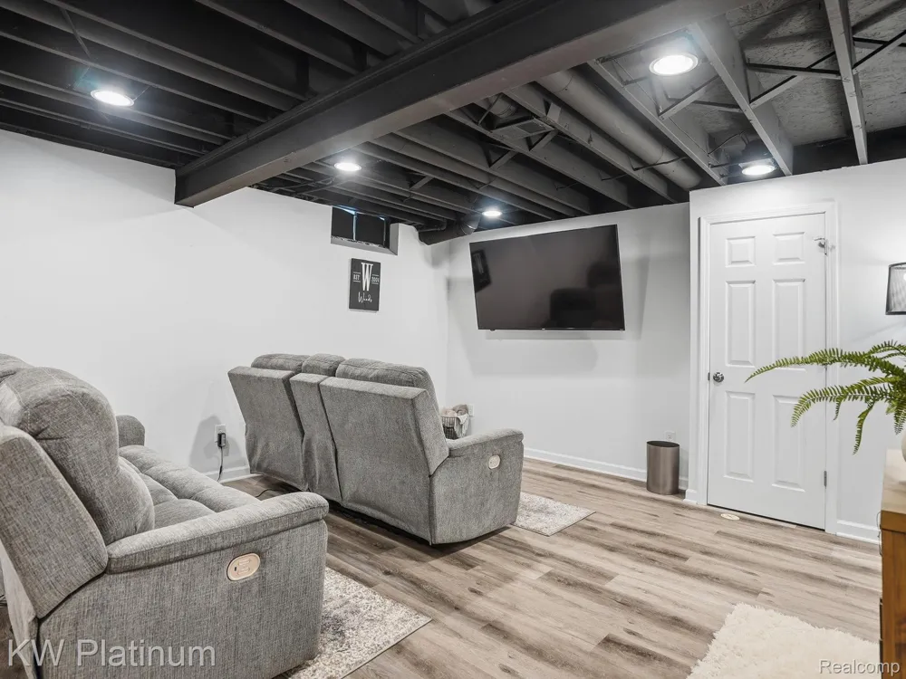 29384 Jennifer Chesterfield Township, MI 48051