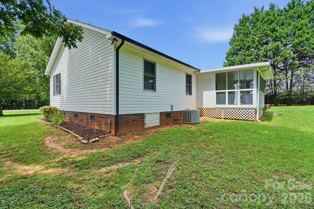 135 Byers Road Troutman, NC 28166