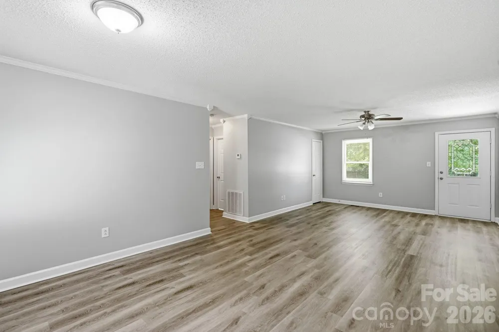 135 Byers Road Troutman, NC 28166