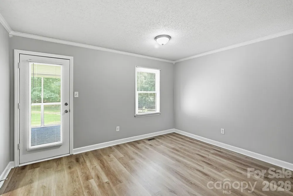 135 Byers Road Troutman, NC 28166