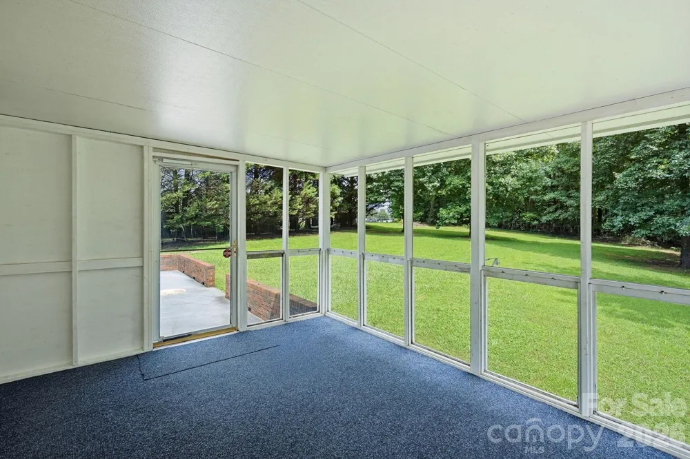 135 Byers Road Troutman, NC 28166