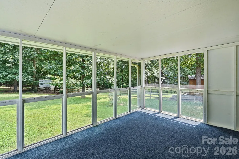 135 Byers Road Troutman, NC 28166