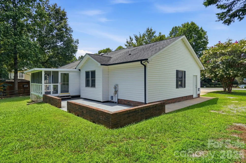 135 Byers Road Troutman, NC 28166