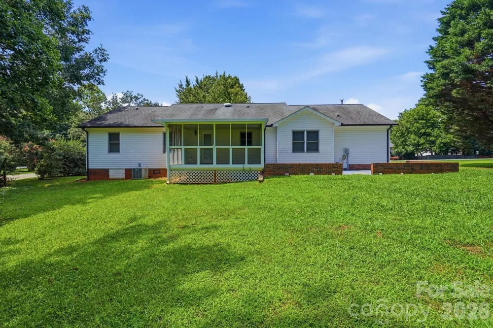 135 Byers Road Troutman, NC 28166