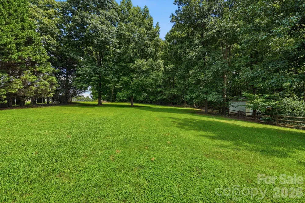 135 Byers Road Troutman, NC 28166
