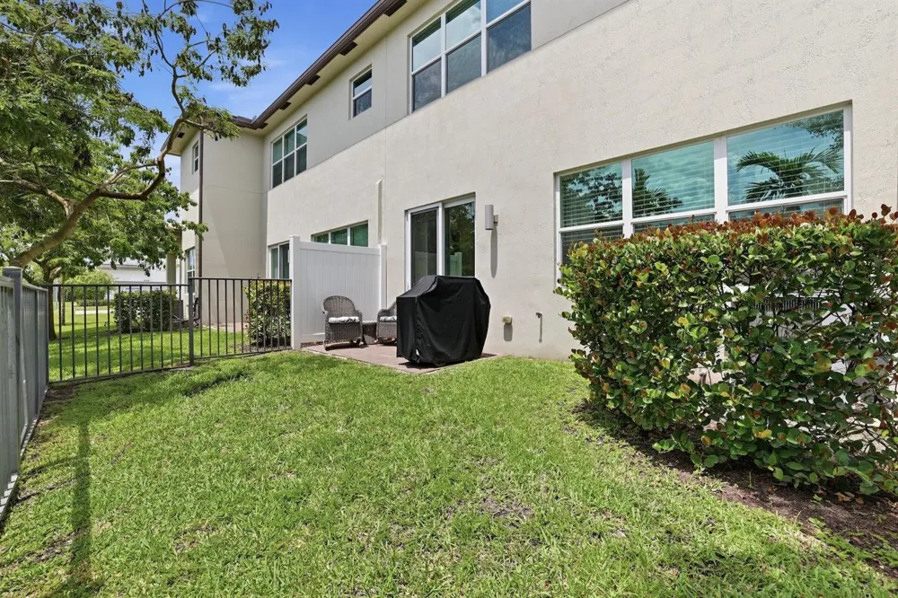 4779 Navali Drive Lake Worth, FL 33467