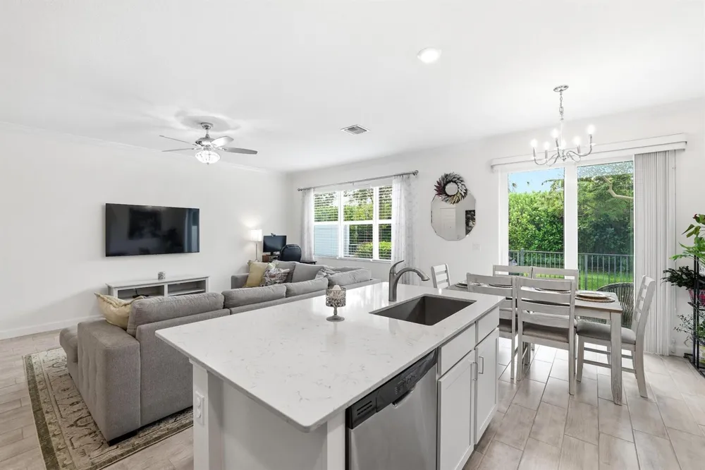 4779 Navali Drive Lake Worth, FL 33467