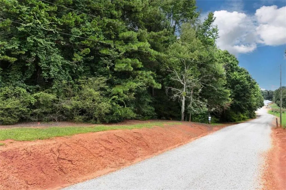 TRACT Mountain Creek Church Pendergrass, GA 30567
