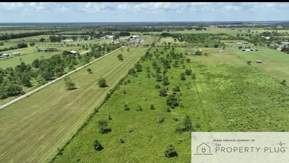1780 County Road 604 Dayton, TX 77535