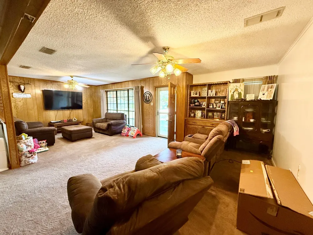 5096 Us Highway 287 Grapeland, TX 75844