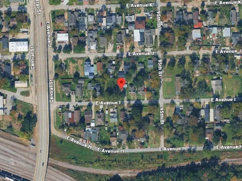 9435 E Avenue I