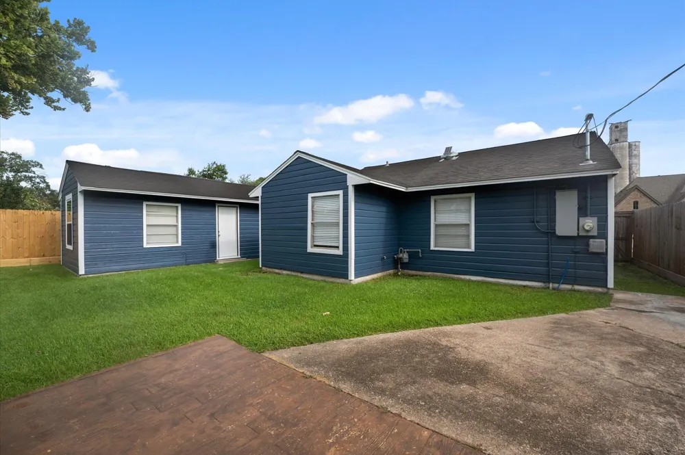 6421 Teluco Street Houston, TX 77055