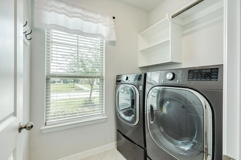 7117 Elgin Street Pearland, TX 77584