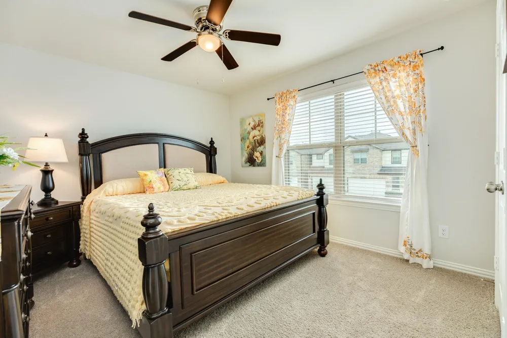7117 Elgin Street Pearland, TX 77584