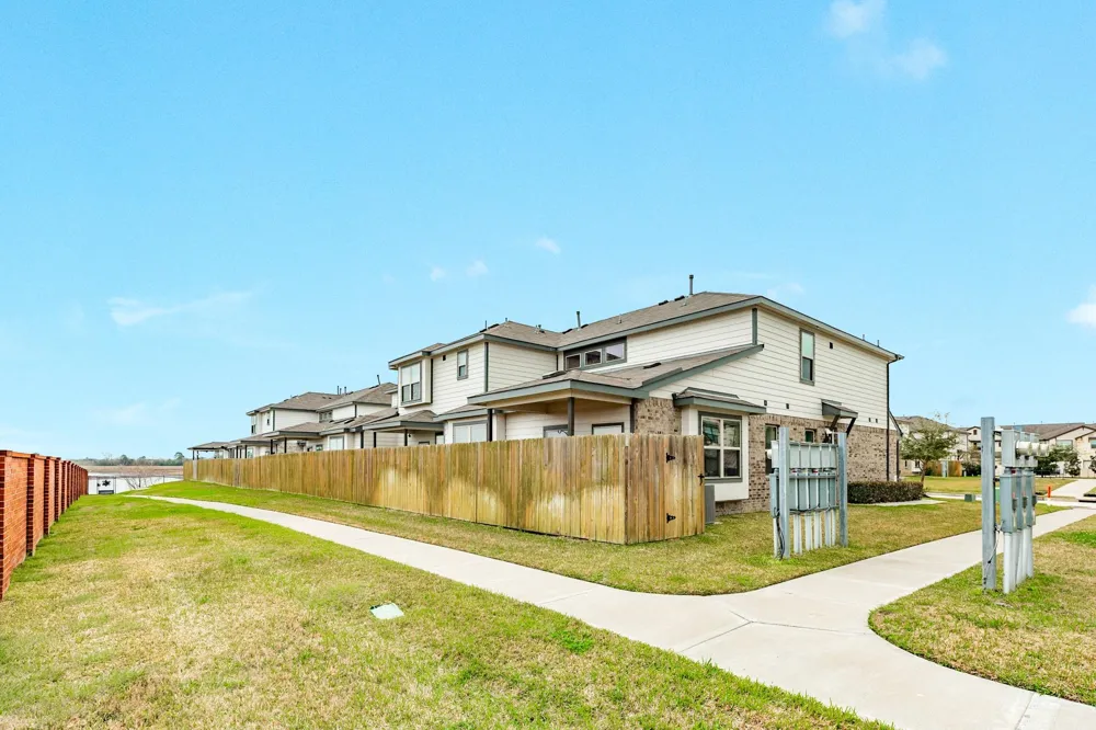 7117 Elgin Street Pearland, TX 77584