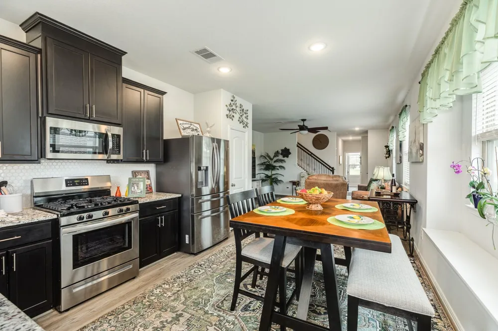 7117 Elgin Street Pearland, TX 77584