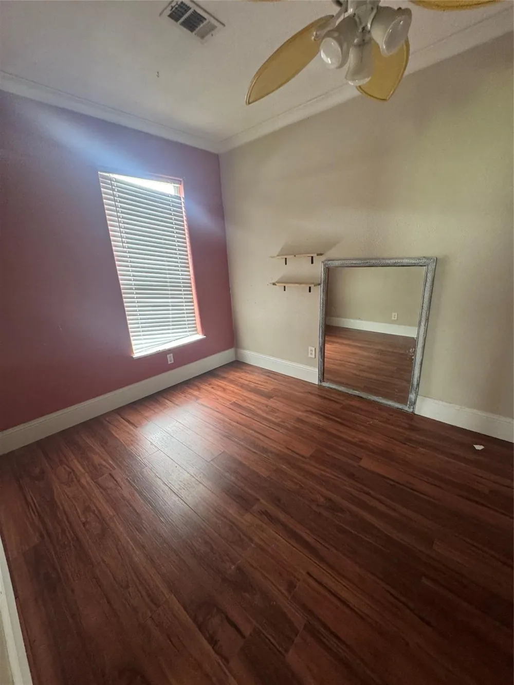 880 Prairie Street Beaumont, TX 77701