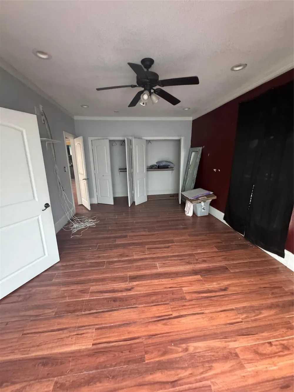 880 Prairie Street Beaumont, TX 77701